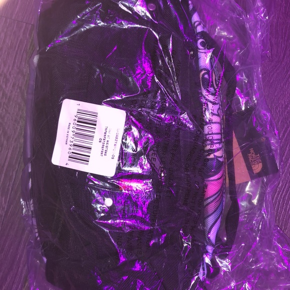 Supreme X North Face TNF Waistbag Dragon FW22 - Picture 2 of 2